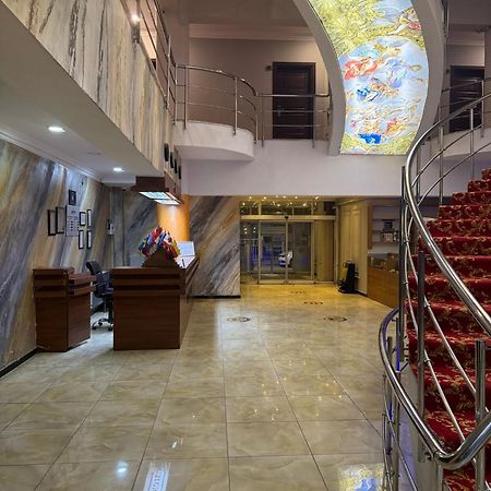 Dimet Park Hotel ヴァン エクステリア 写真