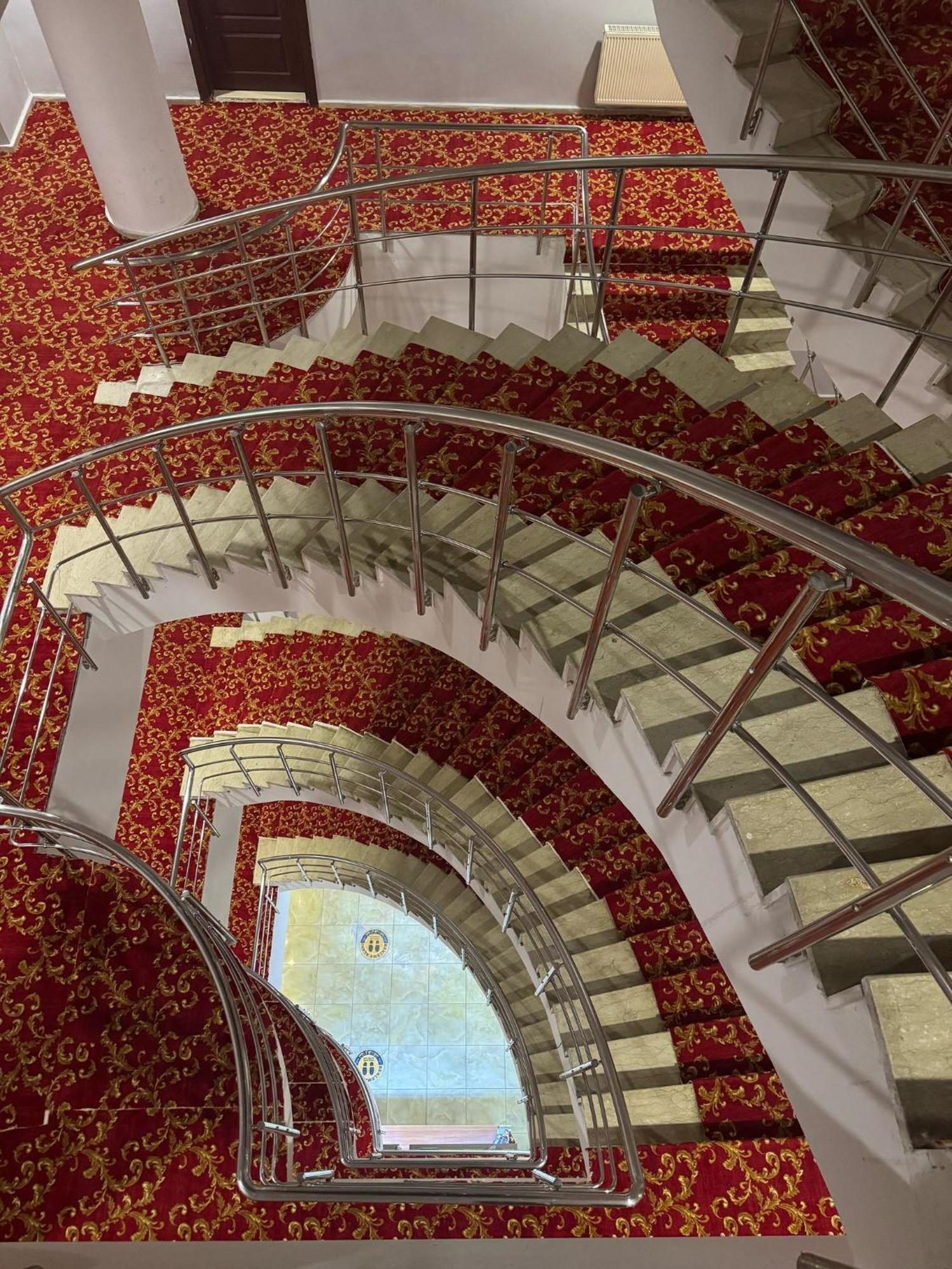 Dimet Park Hotel ヴァン エクステリア 写真